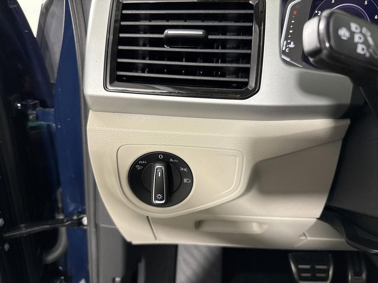 2022 Volkswagen Atlas Vehicle Photo in Georgetown, TX 78626