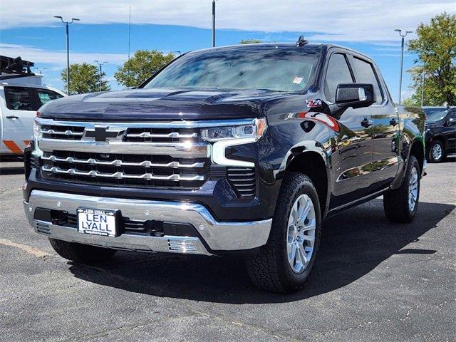 2024 Chevrolet Silverado 1500 Vehicle Photo in AURORA, CO 80011-6998