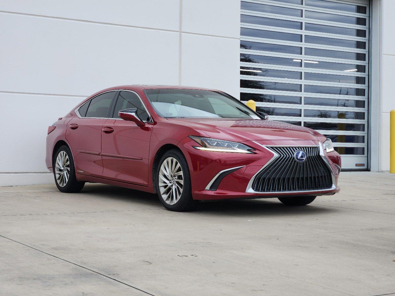 2019 Lexus ES 300h Vehicle Photo in PLANO, TX 75024