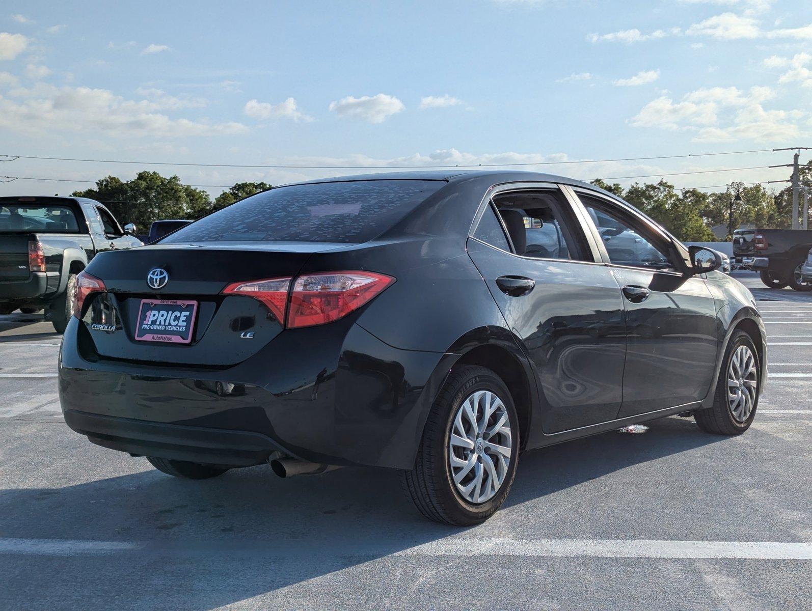 2019 Toyota Corolla Vehicle Photo in Ft. Myers, FL 33907