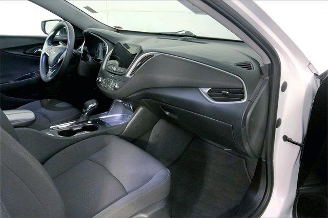 2022 Chevrolet Malibu Vehicle Photo in INDEPENDENCE, MO 64055-1314