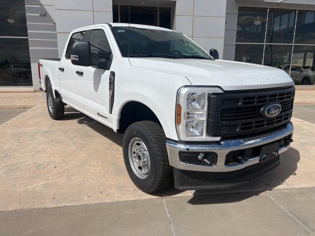 2024 Ford Super Duty F-250 SRW Vehicle Photo in Winslow, AZ 86047-2439