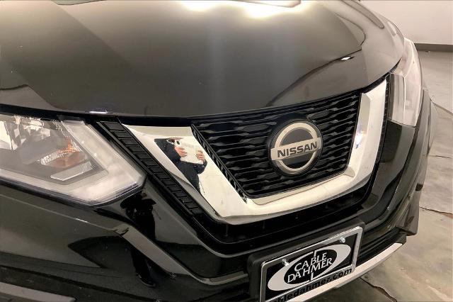 2019 Nissan Rogue Vehicle Photo in Lees Summit, MO 64086