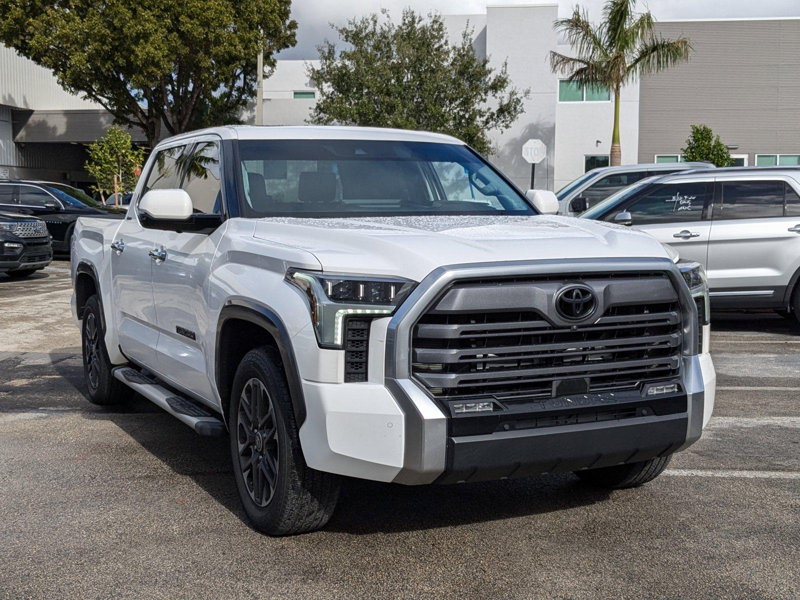 2022 Toyota Tundra 2WD Vehicle Photo in Miami, FL 33015