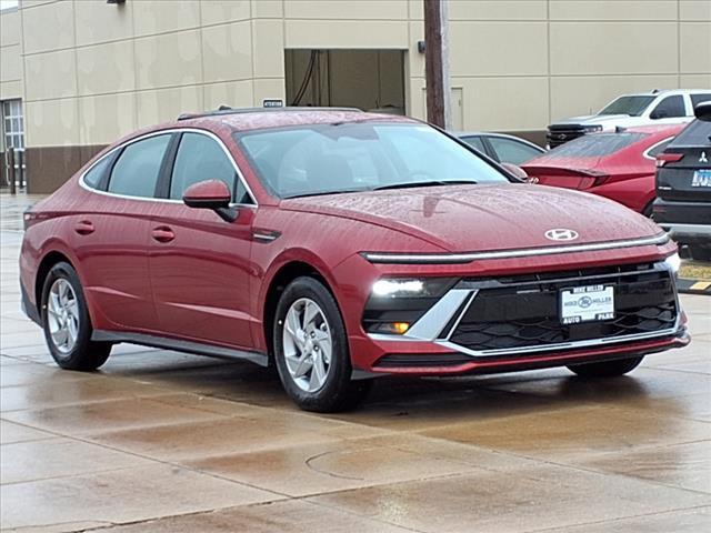 2025 Hyundai SONATA Vehicle Photo in Peoria, IL 61615