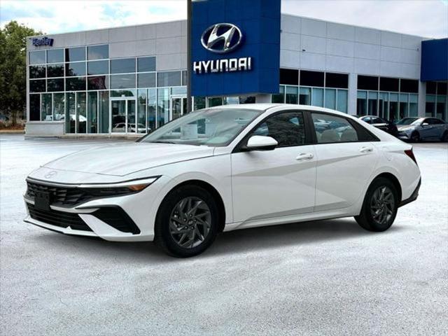 Certified 2024 Hyundai Elantra SEL with VIN KMHLM4DG5RU798075 for sale in Huntsville, AL