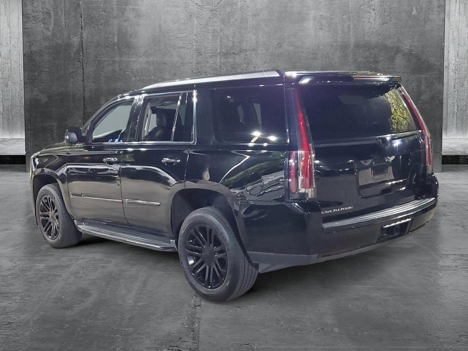 2016 Cadillac Escalade Vehicle Photo in Pembroke Pines , FL 33027