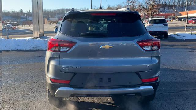 2022 Chevrolet Trailblazer Vehicle Photo in MOON TOWNSHIP, PA 15108-2571