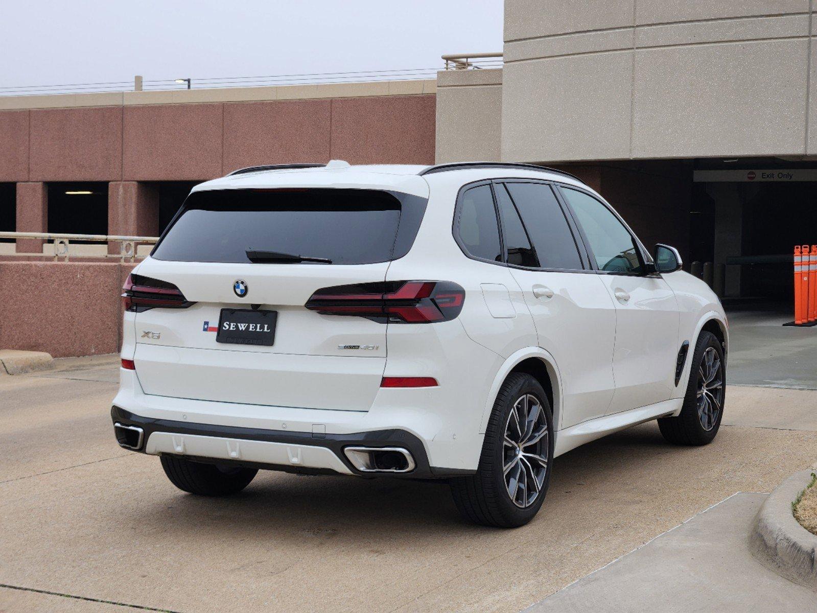 2024 BMW X5 sDrive40i Vehicle Photo in PLANO, TX 75024