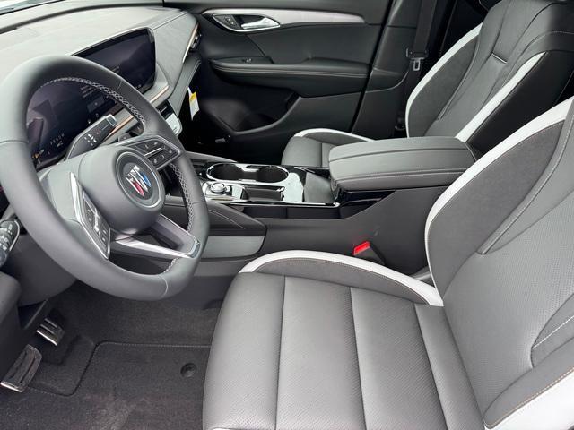 2025 Buick Envision Vehicle Photo in LOWELL, MA 01852-4336