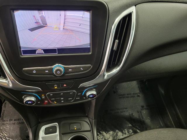 2024 Chevrolet Equinox Vehicle Photo in NEENAH, WI 54956-2243