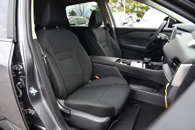 2025 Nissan Rogue Vehicle Photo in Ballwin, MO 63011