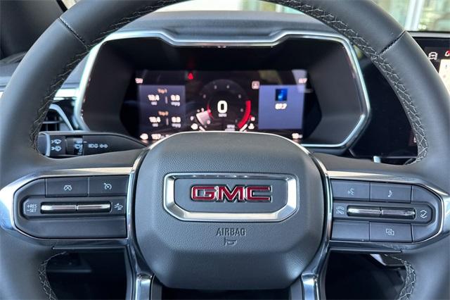 2025 GMC Canyon Vehicle Photo in ELK GROVE, CA 95757-8703