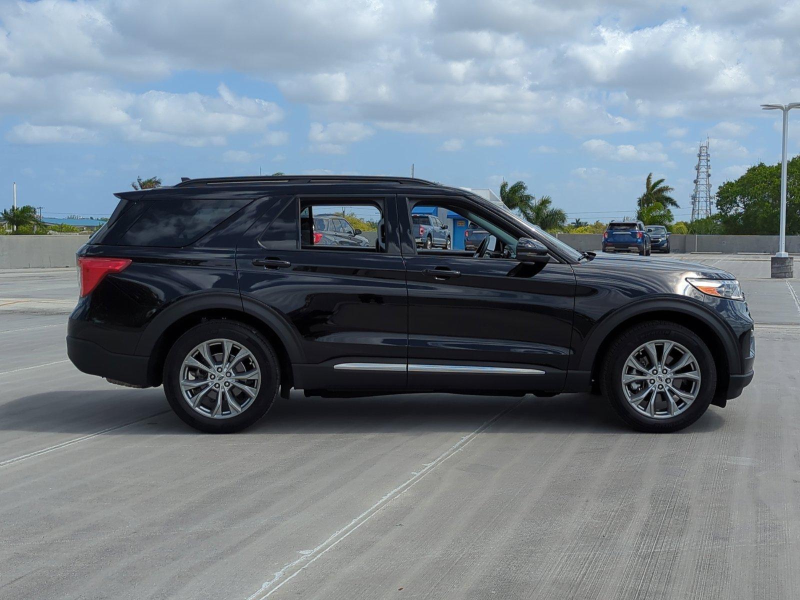 2023 Ford Explorer Vehicle Photo in Margate, FL 33063