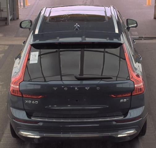 2022 Volvo XC60 Vehicle Photo in Houston, TX 77007