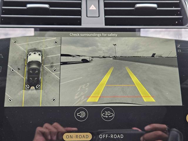 2025 Discovery Vehicle Photo in AUSTIN, TX 78717
