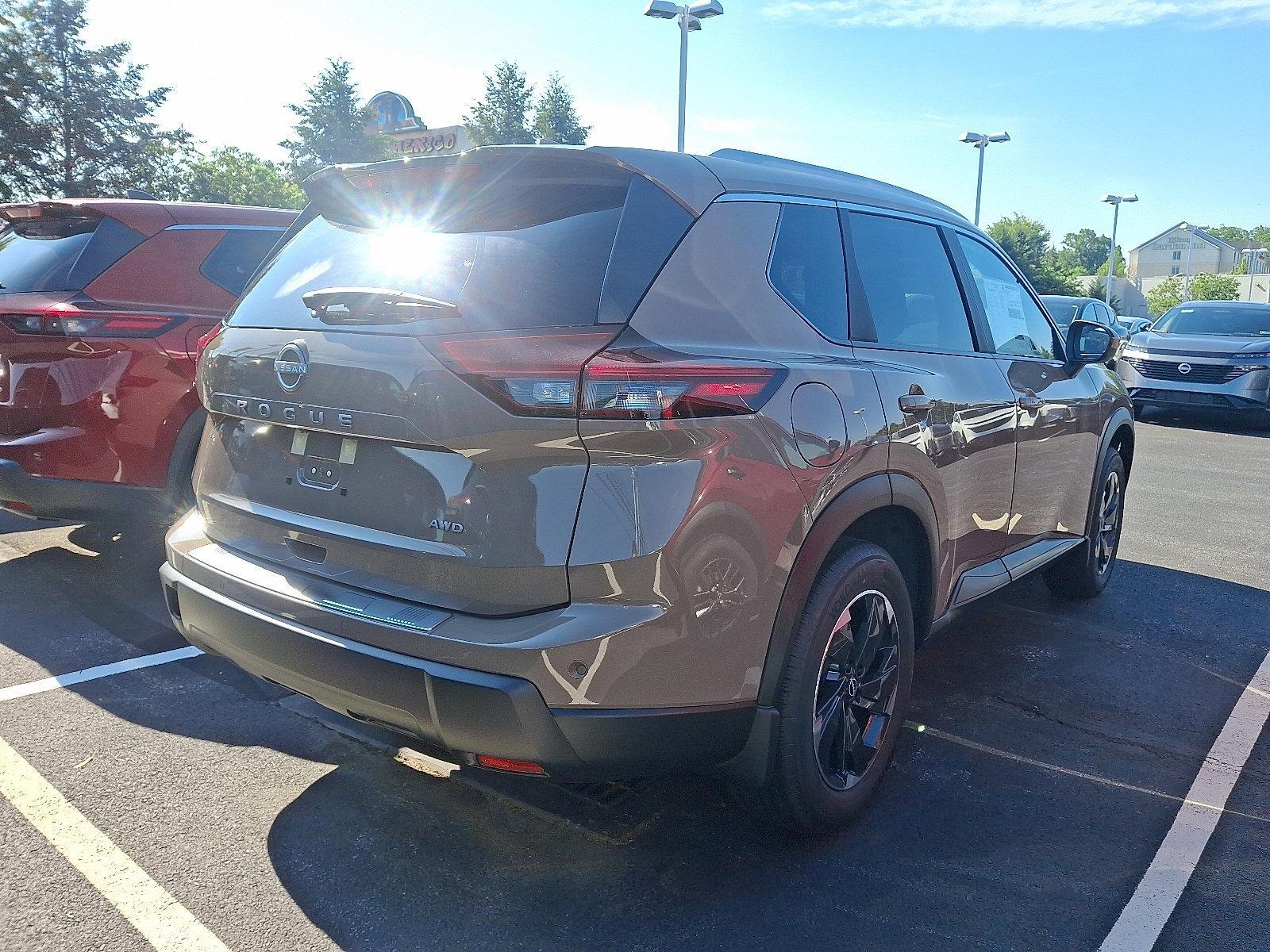 2025 Nissan Rogue Vehicle Photo in Harrisburg, PA 17111-1033