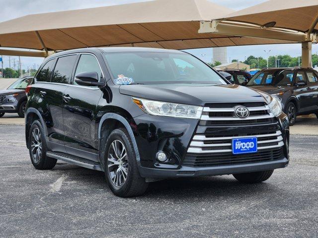 2019 Toyota Highlander Vehicle Photo in Decatur, TX 76234