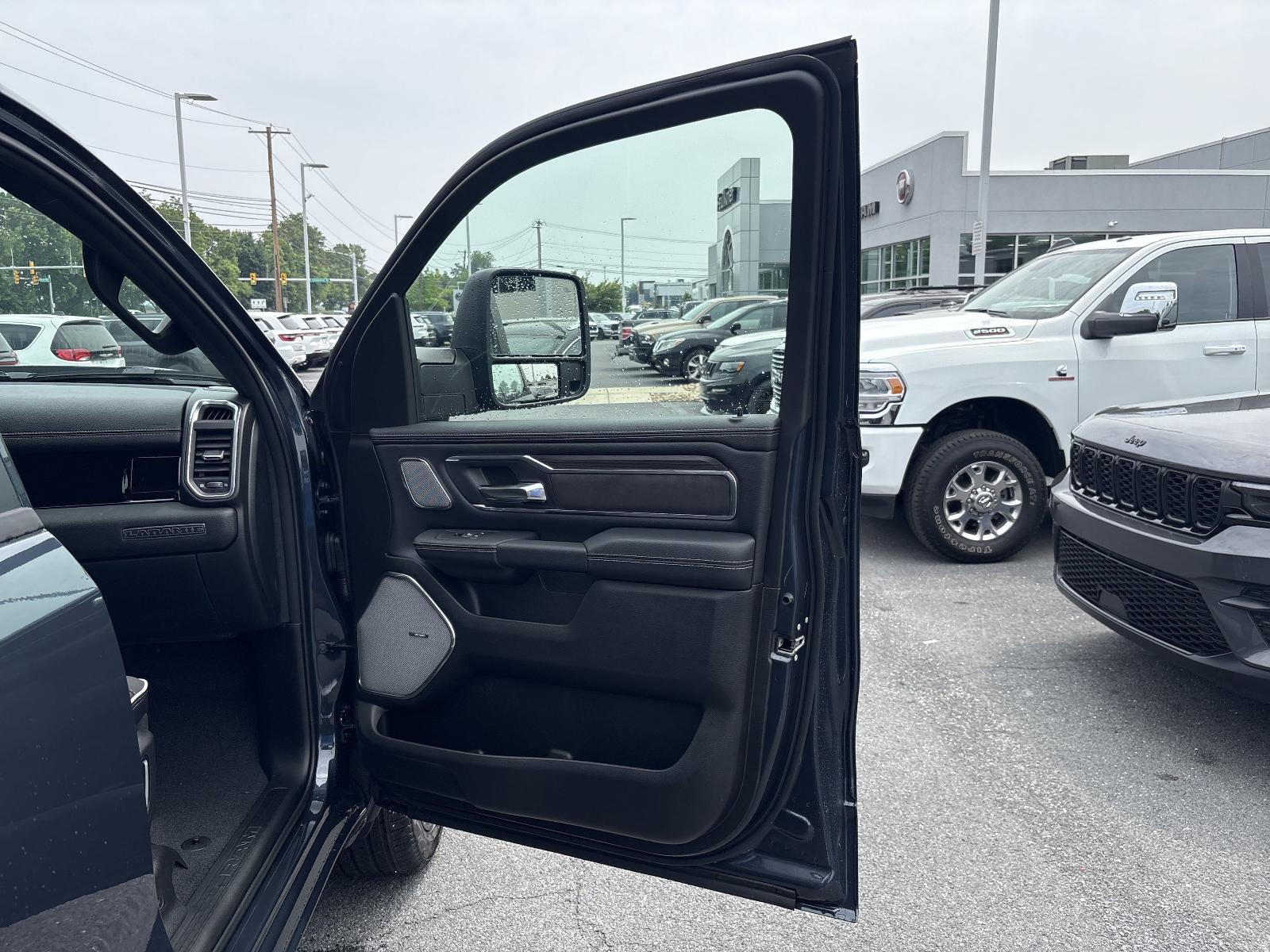 2025 Ram 1500 Vehicle Photo in Mechanicsburg, PA 17050-1707