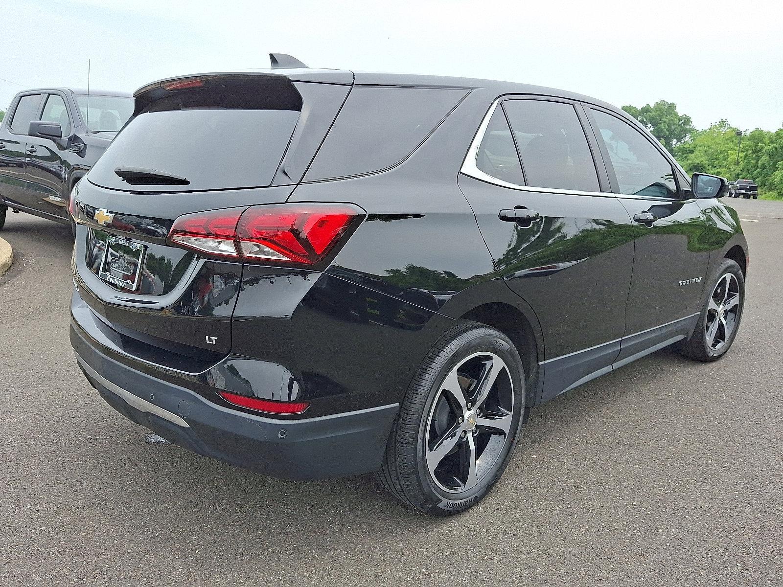 2022 Chevrolet Equinox Vehicle Photo in Trevose, PA 19053