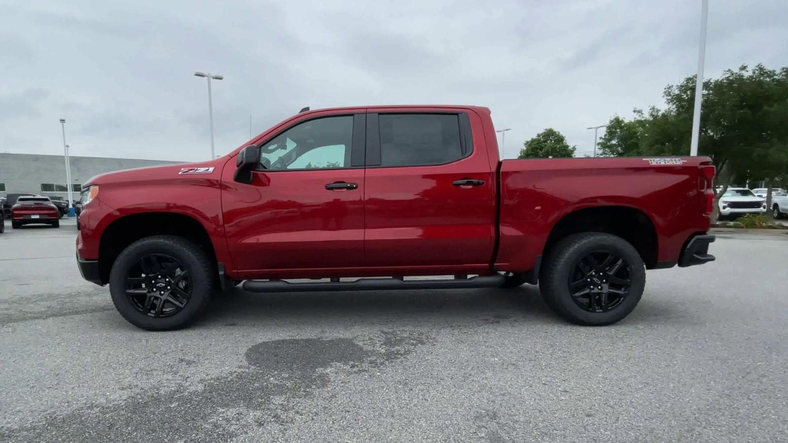 2025 Chevrolet Silverado 1500 Vehicle Photo in BENTONVILLE, AR 72712-4322