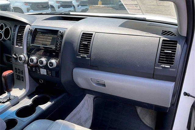2011 Toyota Sequoia Vehicle Photo in INDEPENDENCE, MO 64055-1314