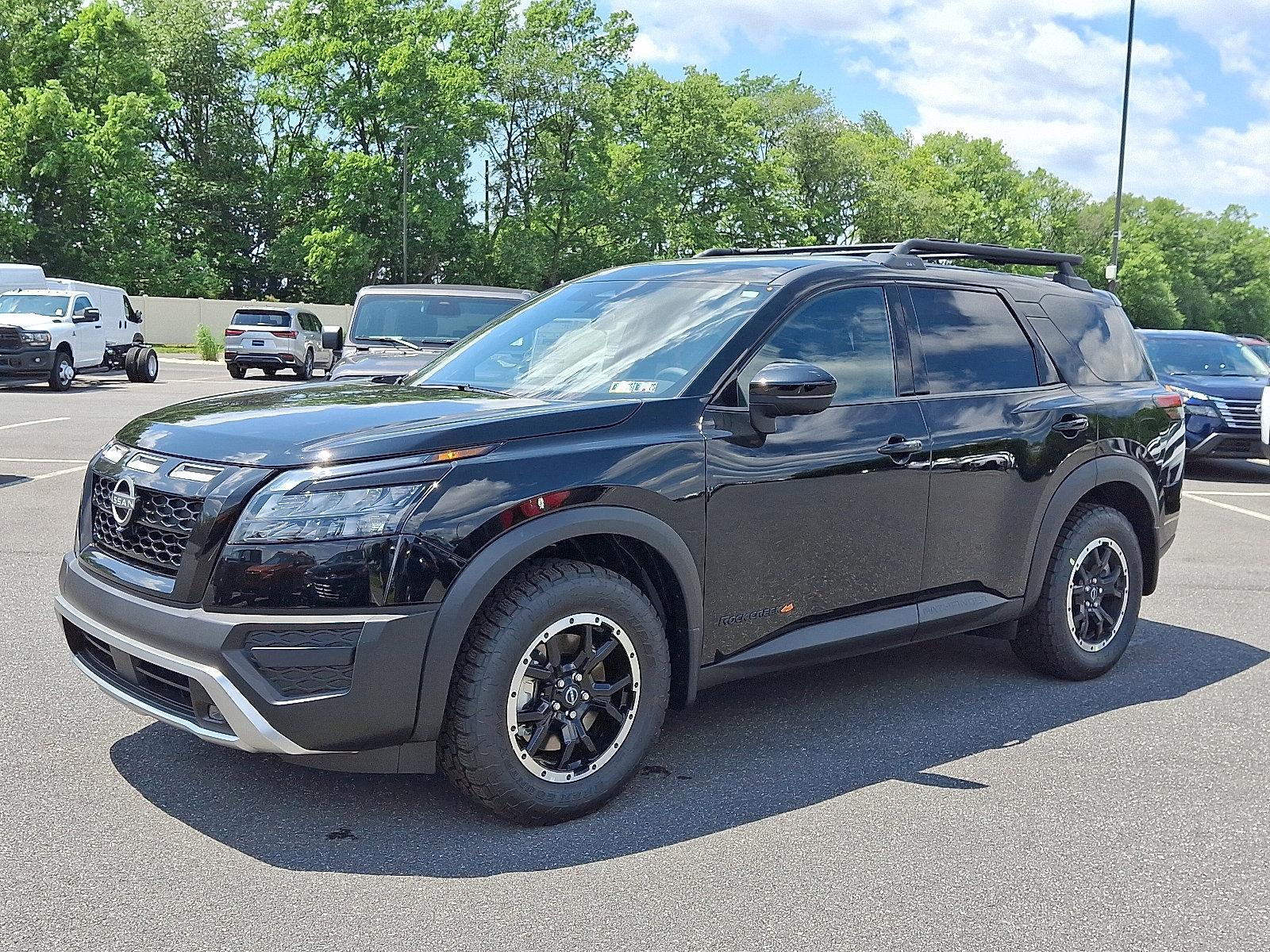2025 Nissan Pathfinder Vehicle Photo in Mechanicsburg, PA 17050-2306