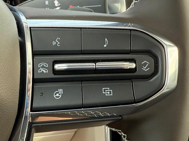 2025 GMC Acadia Vehicle Photo in COLUMBIA, MO 65203-3903