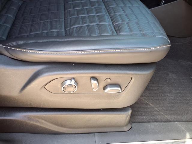 2023 Cadillac Escalade Vehicle Photo in Tampa, FL 33612