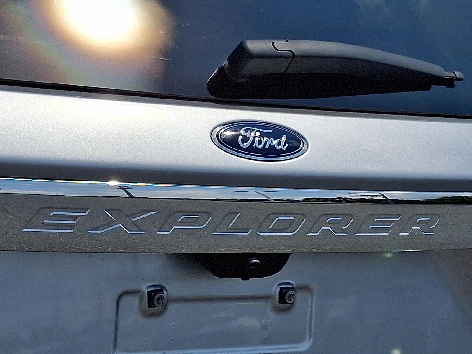 2022 Ford Explorer Vehicle Photo in BETHLEHEM, PA 18017-9401
