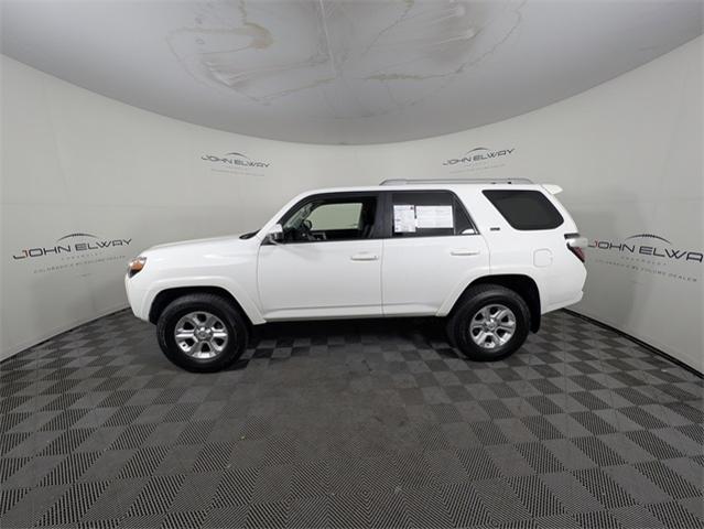 2016 Toyota 4Runner Vehicle Photo in ENGLEWOOD, CO 80113-6708