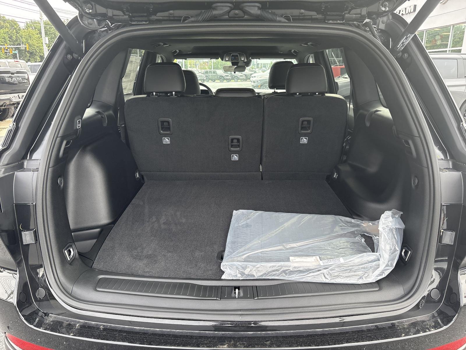 2025 Jeep Grand Cherokee Vehicle Photo in Mechanicsburg, PA 17050-1707