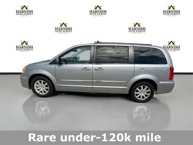 2013 Chrysler Town & Country Vehicle Photo in EVERETT, WA 98203-5662