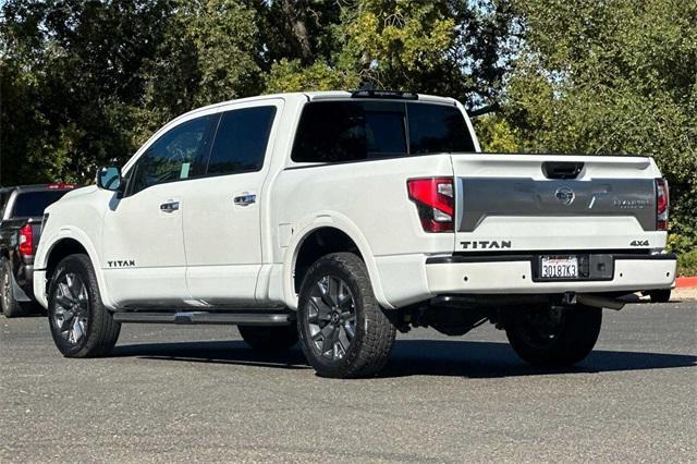 2022 Nissan Titan Vehicle Photo in ELK GROVE, CA 95757-8703