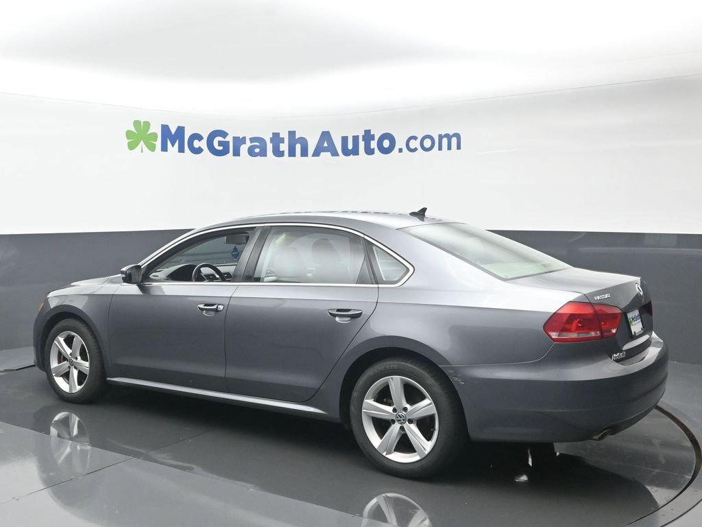 2013 Volkswagen Passat Vehicle Photo in Marion, IA 52302