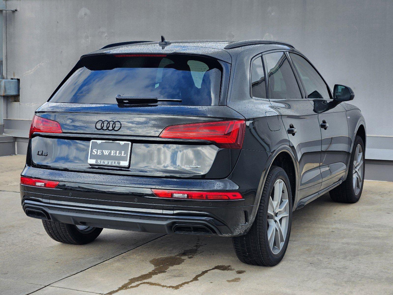 2025 Audi Q5 Vehicle Photo in SUGAR LAND, TX 77478