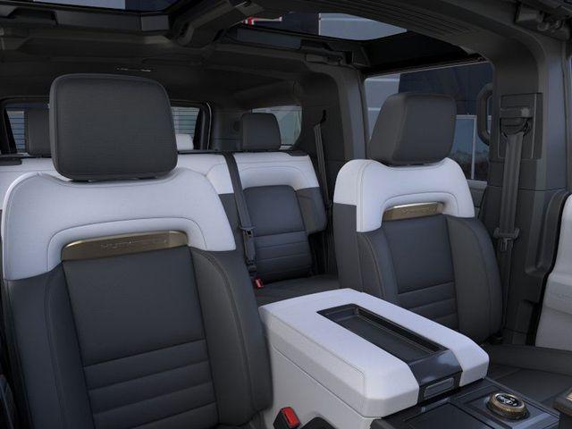 2025 GMC HUMMER EV SUV Vehicle Photo in DANBURY, CT 06810-5034