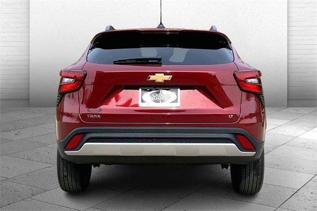 2025 Chevrolet Trax Vehicle Photo in TOPEKA, KS 66609-0000