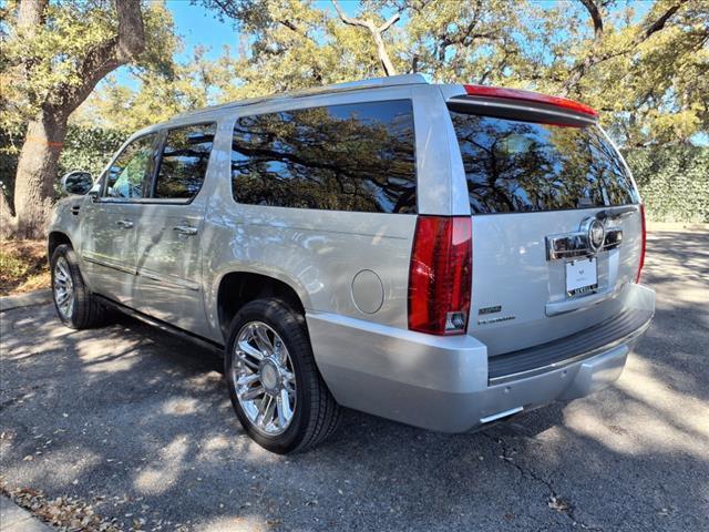 2012 Cadillac Escalade ESV Vehicle Photo in SAN ANTONIO, TX 78230-1001