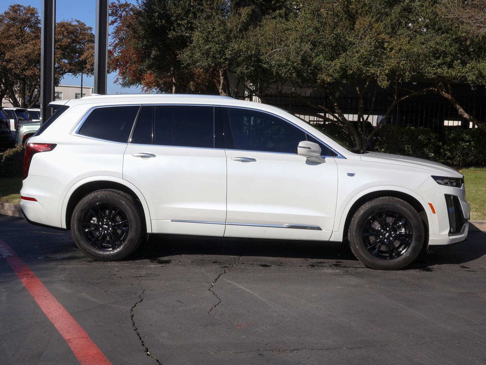 2024 Cadillac XT6 Vehicle Photo in DALLAS, TX 75209-3095