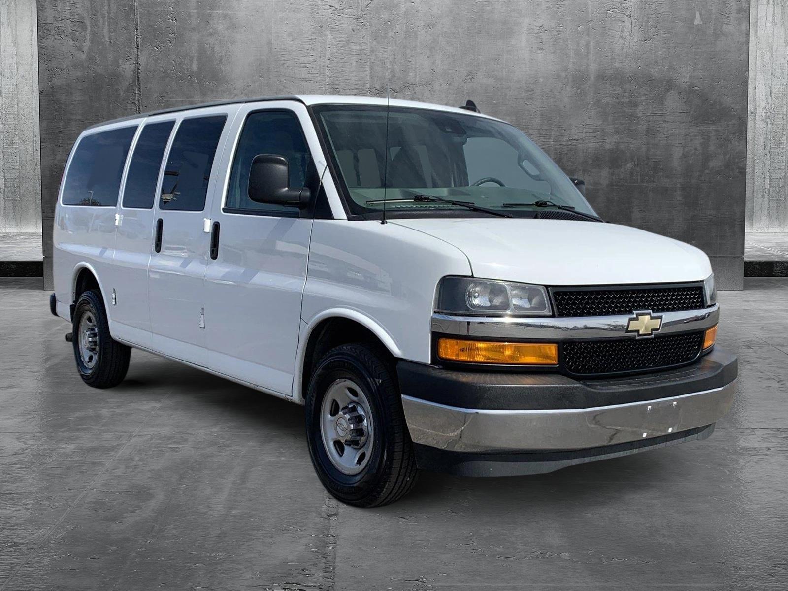 2020 Chevrolet Express Passenger Vehicle Photo in MESA, AZ 85206-4395