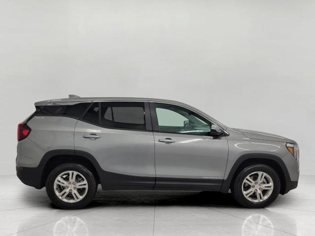 2024 GMC Terrain Vehicle Photo in GREEN BAY, WI 54303-3330