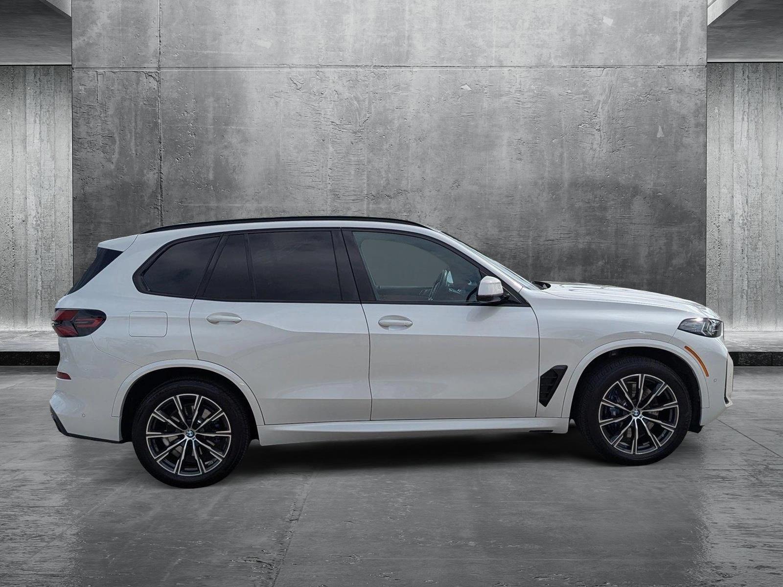 2024 BMW X5 sDrive40i Vehicle Photo in Delray Beach, FL 33444