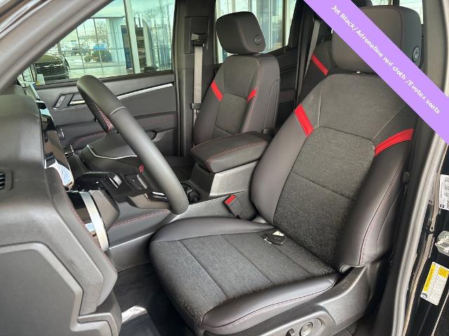 2025 Chevrolet Colorado Vehicle Photo in MANHATTAN, KS 66502-5036