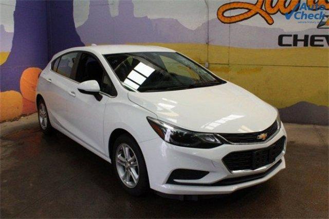 Used 2017 Chevrolet Cruze LT with VIN 3G1BE6SM7HS584584 for sale in Saint Johns, MI