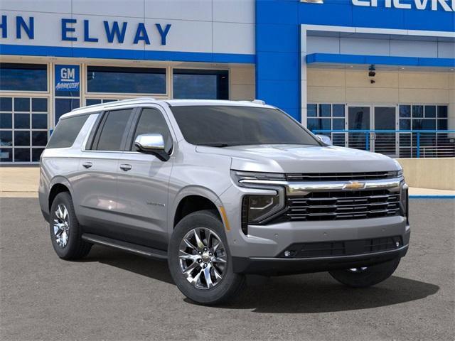 2025 Chevrolet Suburban Vehicle Photo in ENGLEWOOD, CO 80113-6708