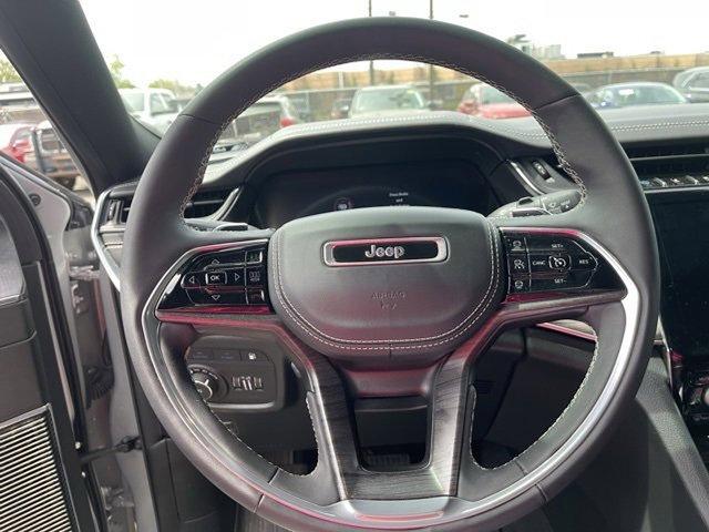 2023 Jeep Grand Cherokee 4xe Vehicle Photo in Philadelphia, PA 19116