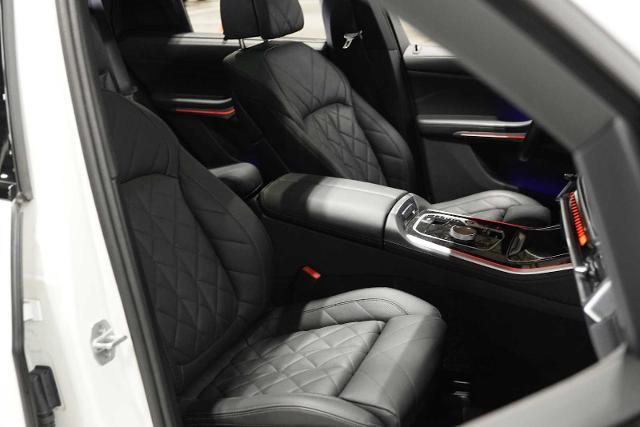 2024 BMW X5 M60i Vehicle Photo in GRAPEVINE, TX 76051