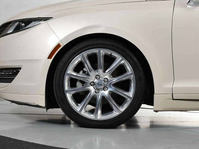 2016 Lincoln MKZ Vehicle Photo in DALLAS, TX 75235