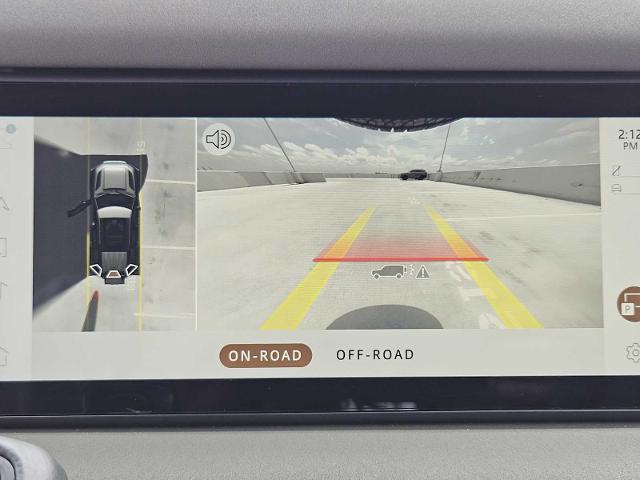 2023 Defender Vehicle Photo in AUSTIN, TX 78717